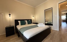 Luxe Condo With Pool, Airco And Seaview Balcony - Go4Portugal - Albufeira
