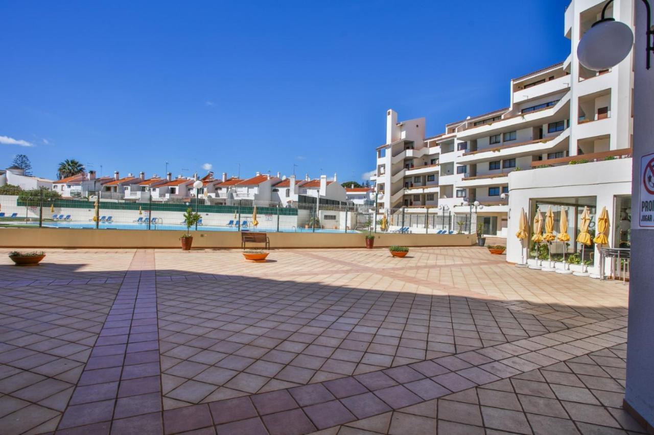 Luxe Condo With Pool, Airco And Seaview Balcony - Go4Portugal - Albufeira Exterior photo