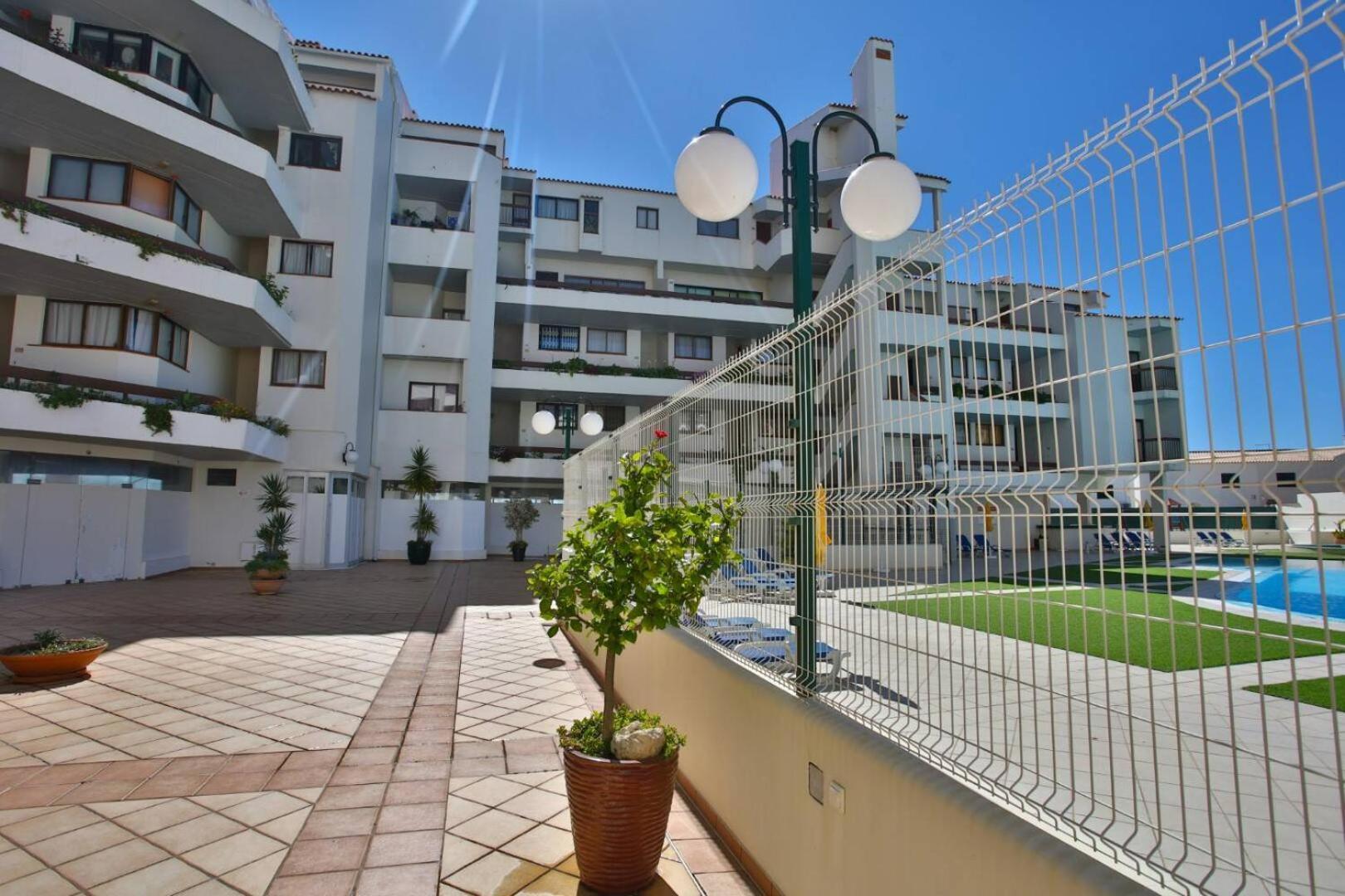 Luxe Condo With Pool, Airco And Seaview Balcony - Go4Portugal - Albufeira Exterior photo